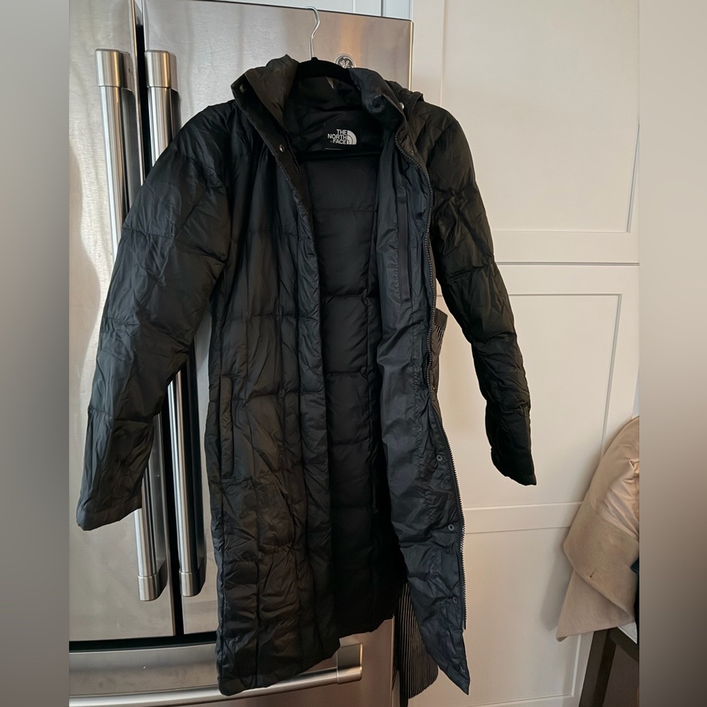 The North Face Black Quilted Puffer Jacket with Hood